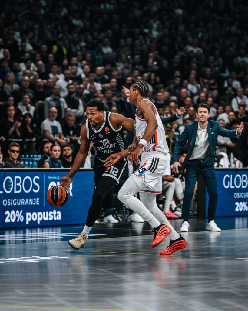 Vreme za podršku ili za kritike 3/3 8 LB 20251024203549